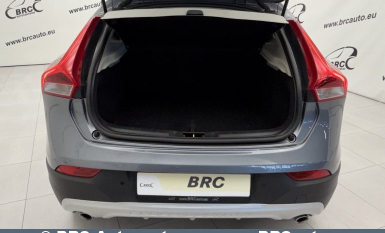 
								Volvo V40 Cross Country 2.0 D3 Automatas 2016 full									