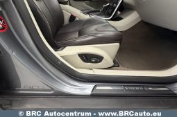
										Volvo V40 Cross Country 2.0 D3 Automatas 2016 full									