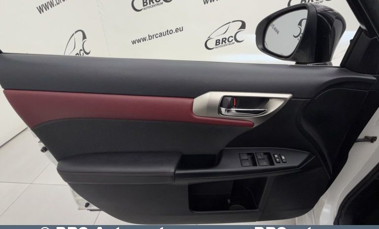 
								Lexus CT 200H 1.8 Hybrid Automatas 2020 full									