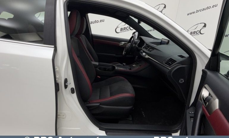 
								Lexus CT 200H 1.8 Hybrid Automatas 2020 full									