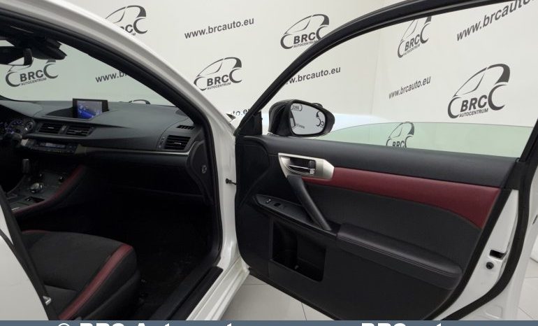 
								Lexus CT 200H 1.8 Hybrid Automatas 2020 full									