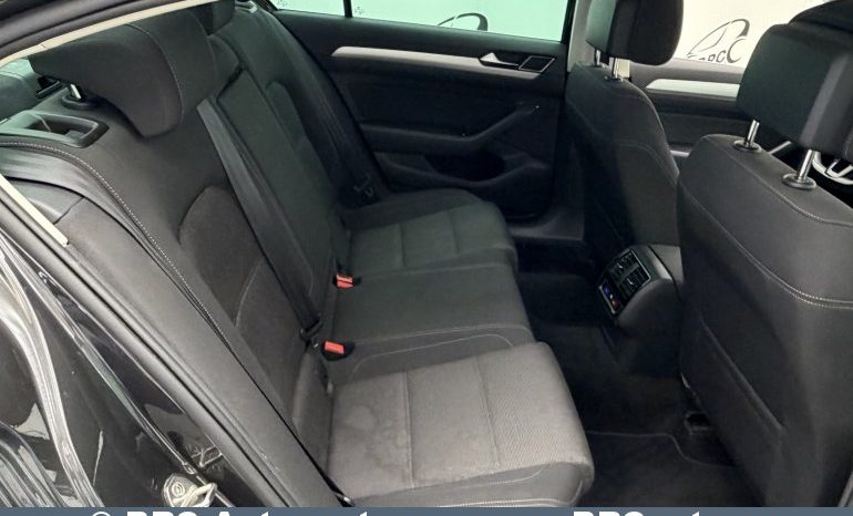 
								Volkswagen Passat 1.5 TSI Automatas 2019 full									