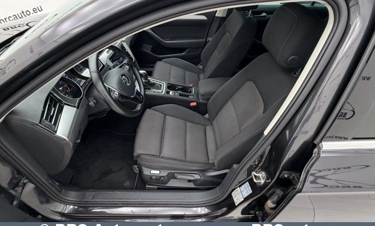 
								Volkswagen Passat 1.5 TSI Automatas 2019 full									
