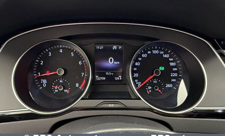 
								Volkswagen Passat 1.5 TSI Automatas 2019 full									