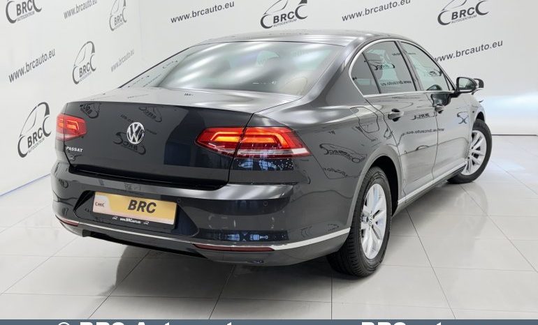 
								Volkswagen Passat 1.5 TSI Automatas 2019 full									