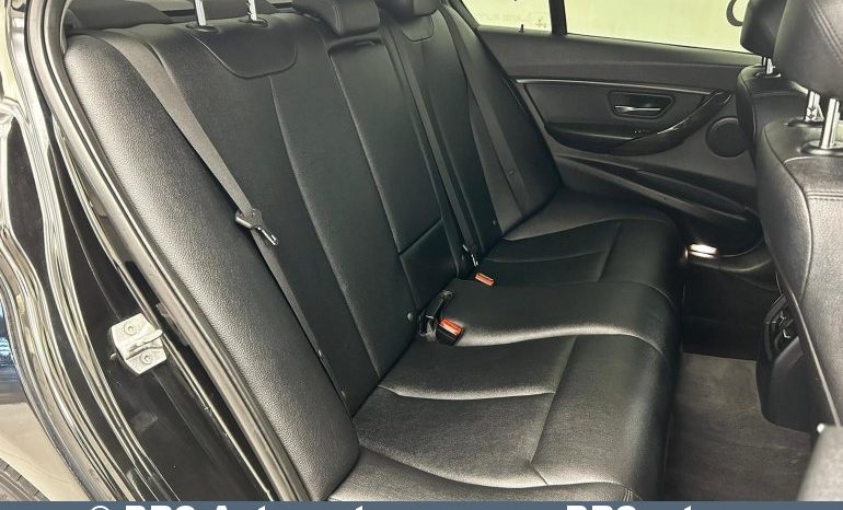 
								BMW 320 i Automatas 2016 full									