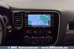 
										Mitsubishi Outlander 2.3 DI-D AWD Automatas 2014 full									