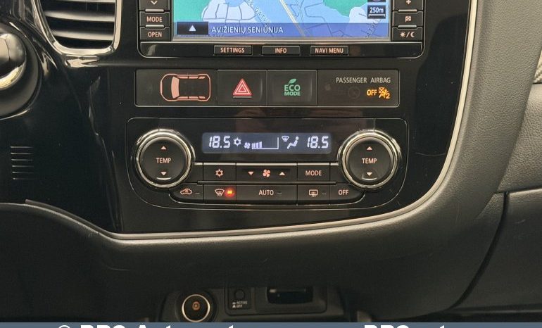
								Mitsubishi Outlander 2.3 DI-D AWD Automatas 2014 full									
