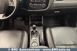 
										Mitsubishi Outlander 2.3 DI-D AWD Automatas 2014 full									