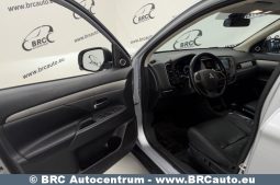 
										Mitsubishi Outlander 2.3 DI-D AWD Automatas 2014 full									