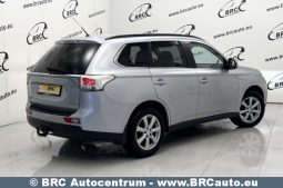 
										Mitsubishi Outlander 2.3 DI-D AWD Automatas 2014 full									