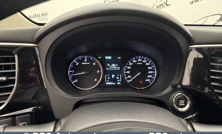 
								Mitsubishi Outlander 2.3 DI-D AWD Automatas 2014 full									
