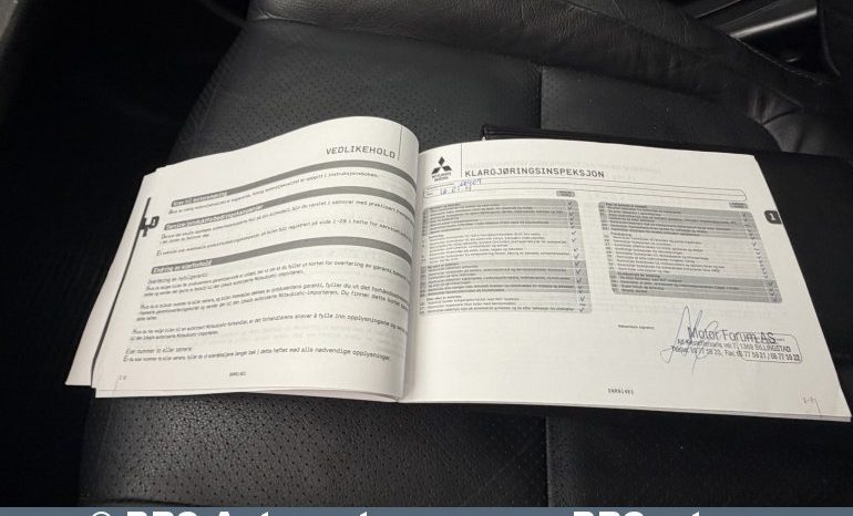 
								Mitsubishi Outlander 2.3 DI-D AWD Automatas 2014 full									