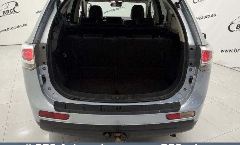 
								Mitsubishi Outlander 2.3 DI-D AWD Automatas 2014 full									