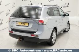 
										Mitsubishi Outlander 2.3 DI-D AWD Automatas 2014 full									