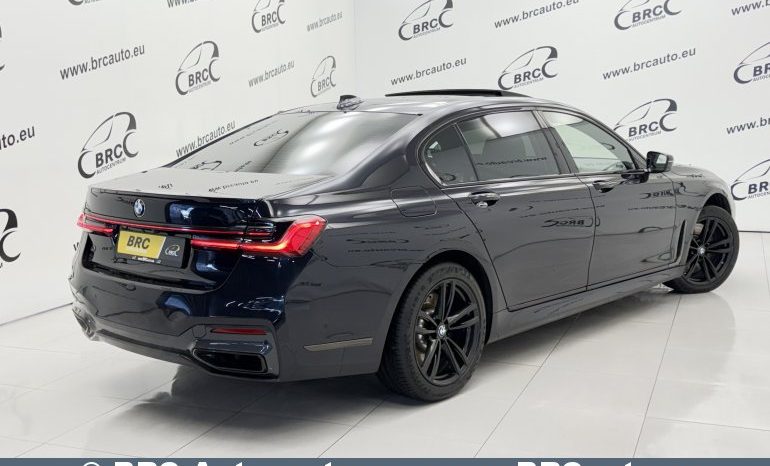 
								BMW 750 i xDrive Long Automatas 2022 full									