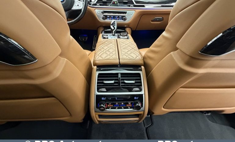 
								BMW 750 i xDrive Long Automatas 2022 full									