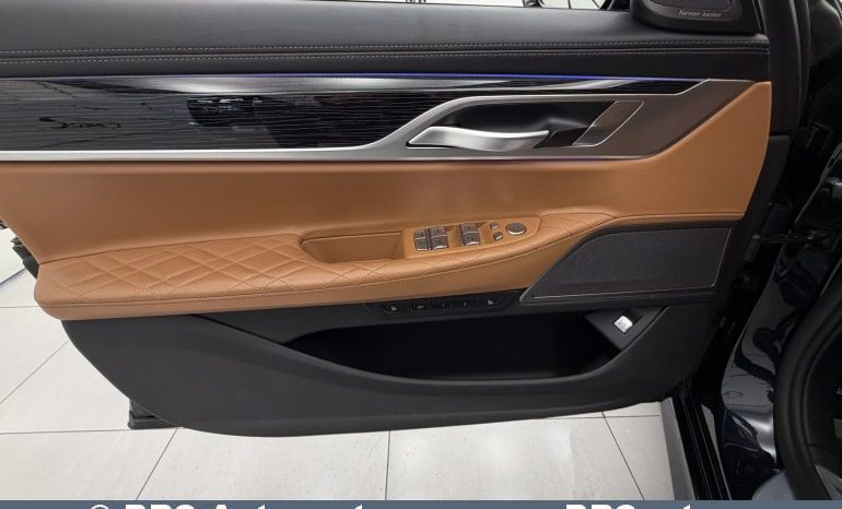 
								BMW 750 i xDrive Long Automatas 2022 full									