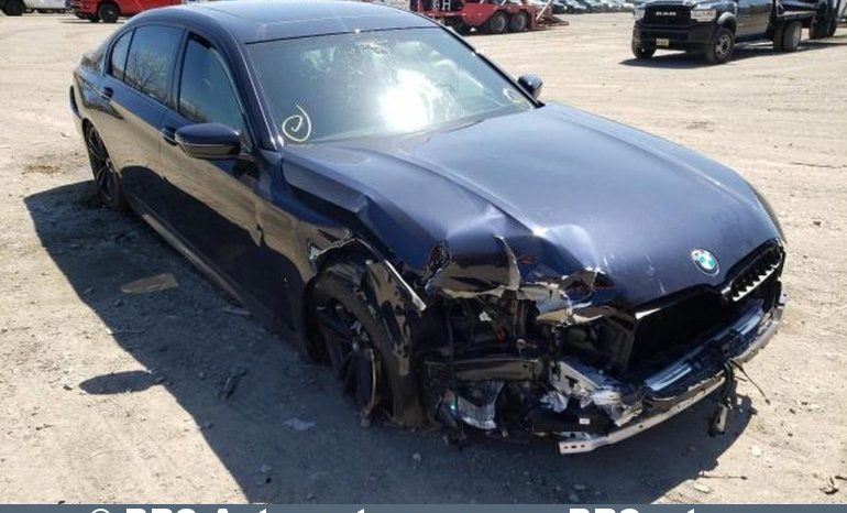 
								BMW 750 i xDrive Long Automatas 2022 full									