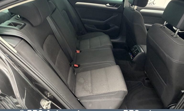 
								Volkswagen Passat 1.5 TSI DSG Automatas 2019 full									