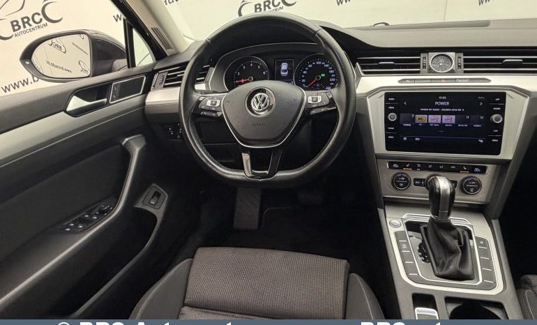 
								Volkswagen Passat 1.5 TSI DSG Automatas 2019 full									