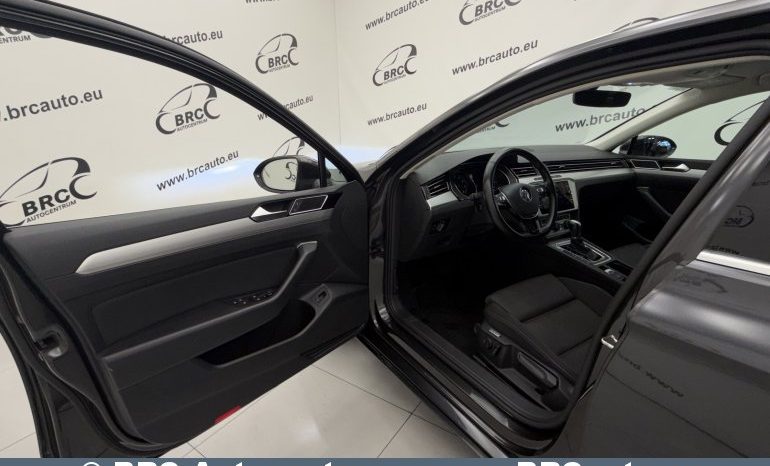 
								Volkswagen Passat 1.5 TSI DSG Automatas 2019 full									