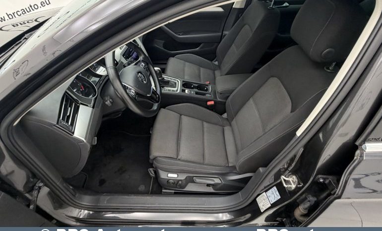 
								Volkswagen Passat 1.5 TSI DSG Automatas 2019 full									