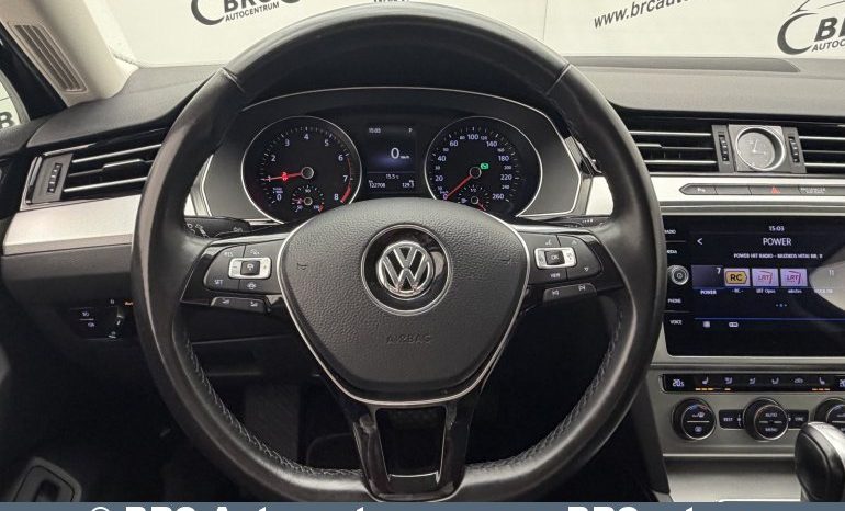 
								Volkswagen Passat 1.5 TSI DSG Automatas 2019 full									