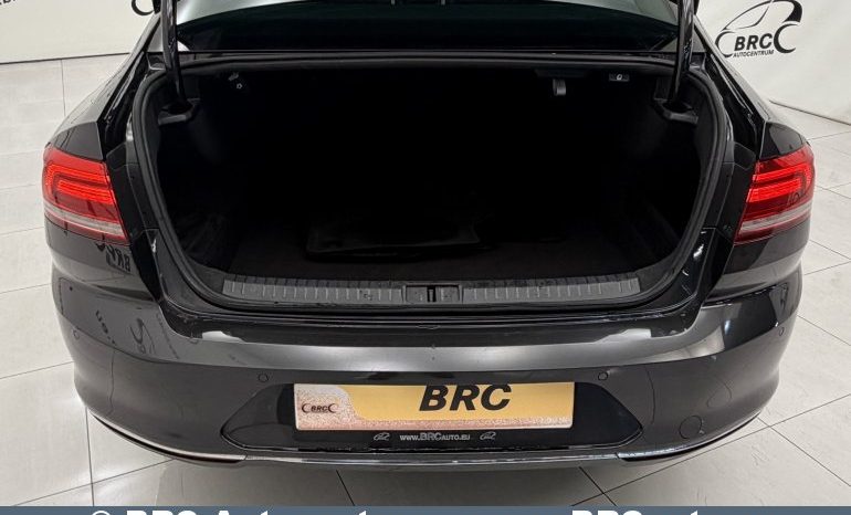 
								Volkswagen Passat 1.5 TSI DSG Automatas 2019 full									