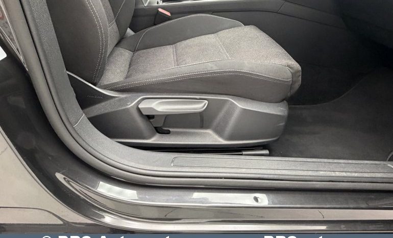 
								Volkswagen Passat 1.5 TSI DSG Automatas 2019 full									