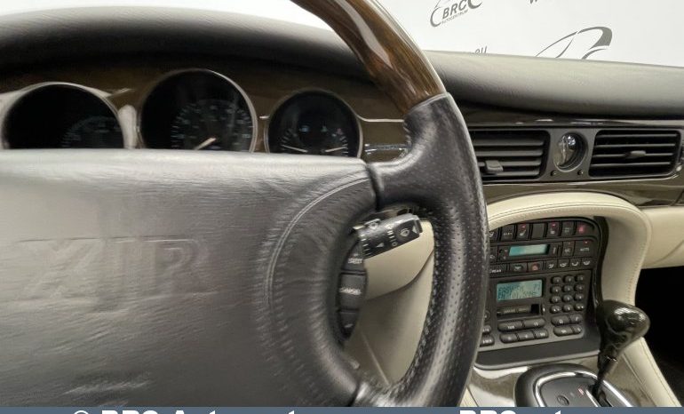 
								Jaguar XJR 4.0 V8 Supercharged Automatas 1998 full									