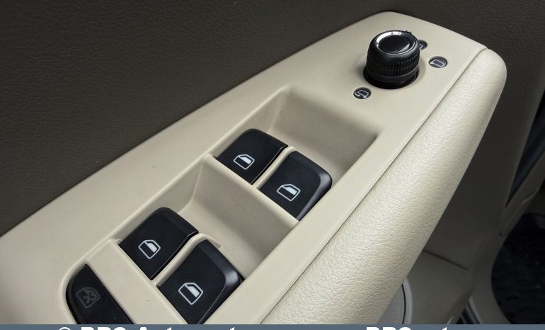 
								Audi Q5 3.2 FSI Quattro Automatas 2012 full									