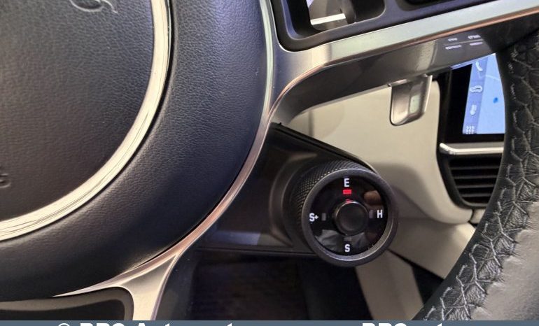 
								Porsche Cayenne Coupe E-Hybrid Plug-In AWD Automatas 2020 full									