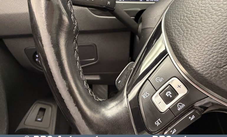 
								Volkswagen Tiguan 2.0 TDI R-Line Automatas 2016 full									