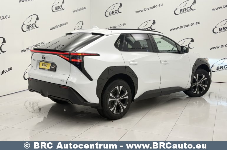 Toyota BZ4X XLE AWD Automatas 2023