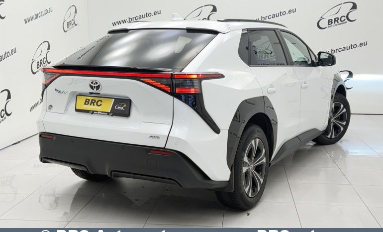 
								Toyota BZ4X XLE AWD Automatas 2023 full									