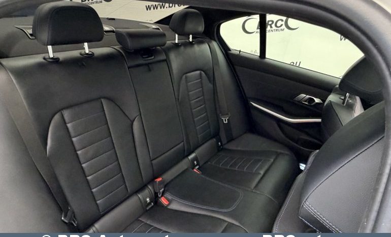 
								BMW 330 i Automatas 2021 full									