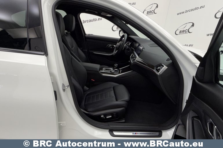 BMW 330 i Automatas 2021