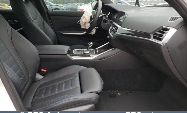 
								BMW 330 i Automatas 2021 full									