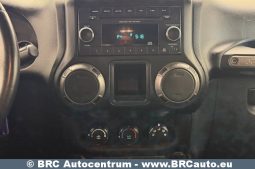 
										Jeep Wrangler 3.8 V6 Automatas 2011 full									