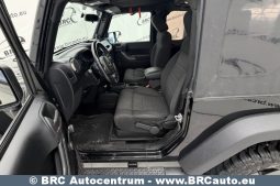 
										Jeep Wrangler 3.8 V6 Automatas 2011 full									