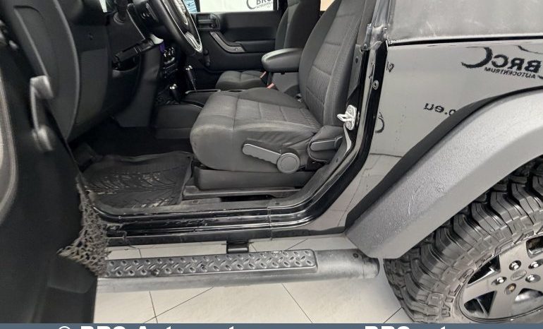 
								Jeep Wrangler 3.8 V6 Automatas 2011 full									