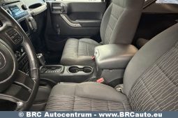
										Jeep Wrangler 3.8 V6 Automatas 2011 full									