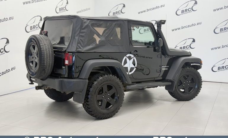 
								Jeep Wrangler 3.8 V6 Automatas 2011 full									