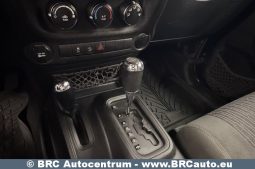 
										Jeep Wrangler 3.8 V6 Automatas 2011 full									