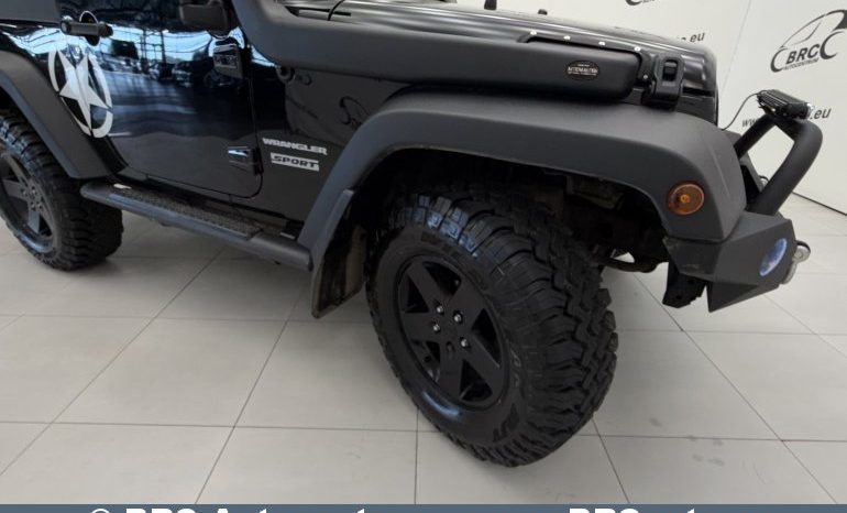 
								Jeep Wrangler 3.8 V6 Automatas 2011 full									