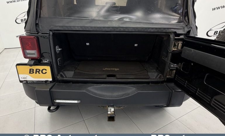 
								Jeep Wrangler 3.8 V6 Automatas 2011 full									