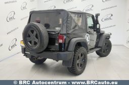 
										Jeep Wrangler 3.8 V6 Automatas 2011 full									