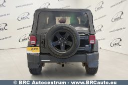 
										Jeep Wrangler 3.8 V6 Automatas 2011 full									