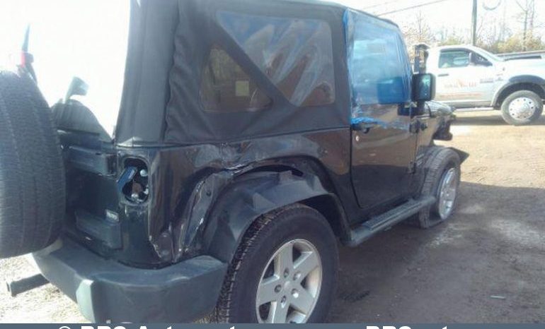 
								Jeep Wrangler 3.8 V6 Automatas 2011 full									